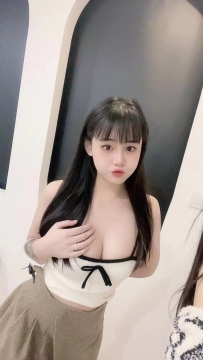 香香 165 E 21     類型:大學生大奶長腿性感