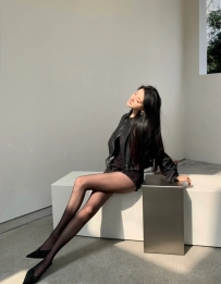 #臺北 嘉玲  168cm C+奶 23歲  長腿的美女。雙腿修長筆直