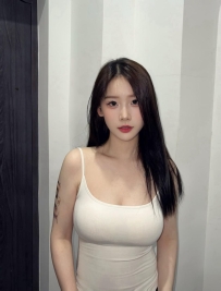莉娜  162cm.D.46.23歲  #tiktok直播主 美胸美腿