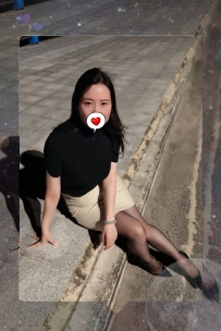 芷妍 162.D.50kg.38歲  成熟人妻的濃烈氣息，皮膚滑得像蜜糖一樣甜膩