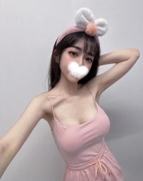 雯雯 162.45.D.23歲  外形甜美 第一眼感覺很好看有女友fu