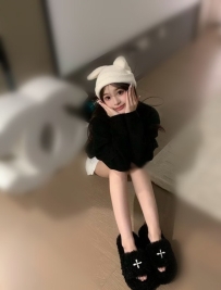 #台中  筠絜 158.45.C.19歲  #身材嬌小、上下粉嫩