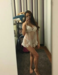 天天 164cm 48kg Dcup 28歲     全程無套做  可無套吹舔抽插