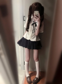 #臺中 希希 153cm-40kg-B奶-18歲 年輕嫩感十足