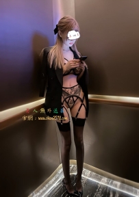 文宣 161cm  小D  24歲  #雙北可約  性感大又翹屁股