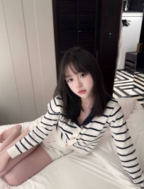 婉兒 160cm C奶 19歲  私房茶 清純鄰家小姐姐