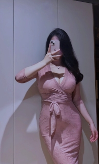 #新竹  萋萋：167-G-48-34歲  性感的穿着 勾人的眼神是他的必殺技