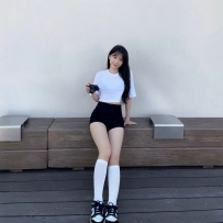 #臺北 🍧拉拉 163.D.52.23歲  微肉女孩前凸後翹的身材 白皙的皮膚