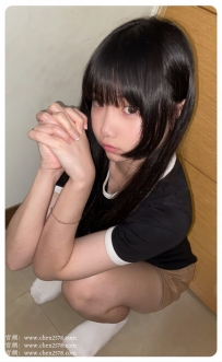 #高雄 小曦：𝟏𝟓𝟎公分|小𝐂罩杯|𝟏𝟗歲 ➡️貧乳嫩妹 小小年紀