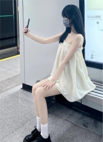 瑤瑤161.43.C.20歲  #臉蛋甜美皮膚雪白