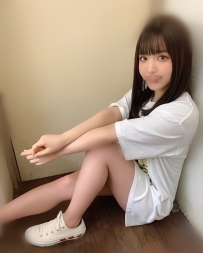 小甜甜 155cm/40kg/Ccup/21歲  小不點 短期兼職 嬌小可愛