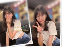 叫聲不假很有fu  小穴也有點小緊     小月：161  45  C-  21