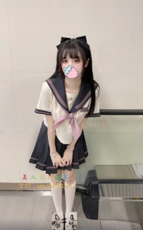悠悠 158 44 C 19歲   #清純學生妹  聲音嗲嗲的