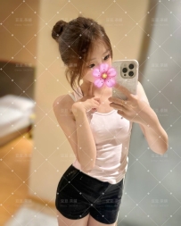 #新竹  桃桃 157 43 C 20歲  看起來乖乖的文青系女孩