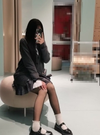 謠言 158cm B奶 19歲  剛下海 新貨 求幫忙