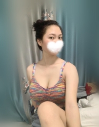 燕燕 160.F.48kg.28歲  輕熟氣質 甜美笑容 互動溫柔又體貼