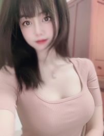 #台中  希恩 165cm E奶 24歲  #專櫃櫃姐 缺錢才下海