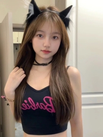 小妮妮 155 42 B+ 18歲 特點：粉嫩 美穴 多汁 敏感 膚白 #蘿莉