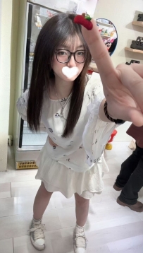 #台北 笙笙/160/45/C/21y 可愛型妹子，聊天很甜