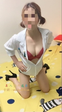 靜雯160cm 小D奶 27歲  國語補習老師 氣質外貿型