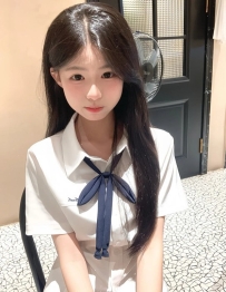 果果 145cm.B奶.19歲 身材嬌小 可可愛愛的女生