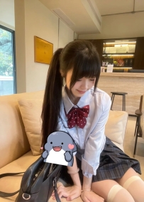 千千  160.C.19歲 #雙北兼職 #很健談臉蛋不錯看  身材也不錯哦