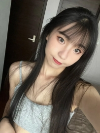 諾醬 158cm.42kg.C.19y  平時的乖巧學生妹放假啦～