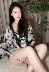 小月   162cm 48kg C奶  30歲  仙女氣質素顏女神