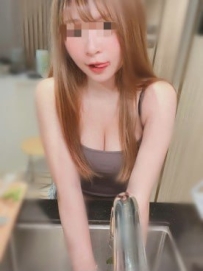爆乳在校生   巧克力   155  D  22歲  #高雄6000算500