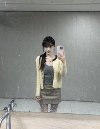 #臺中  小柔  身高：161cm  體重：44kg  胸部：C  年齡：22歲