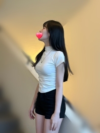 高雄 l 珍妮 164cm / 47kg / C奶 / 20歲 l 留學生返台