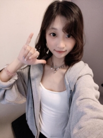 #蘿莉犯罪系列  🤍馨馨 156.43.B.19歲  ✅皮膚白皙