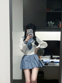 初夏  155cm/小C/42kg/19歲    嬌滴滴的嫩妹 可以插出水