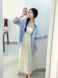 悅悅  160cm 46 C 24歲    帶著青春與青澀的雙重魅力，