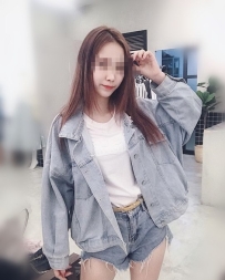 自己開服飾店的正妹  價格：7千  生活不好做