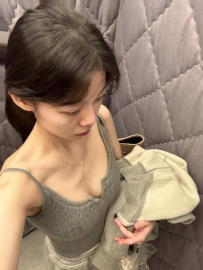 #台南  艾希 165.48.D.24歲    高挑瘦削美人 氣質出眾