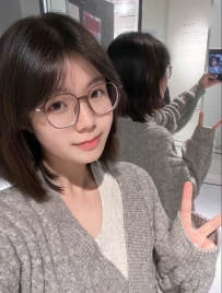 嬌嬌 158cm 45kg B奶 19歲  #臺北學生妹