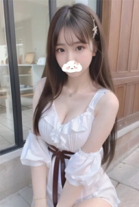 欣潔 157 D 45 20歲  大一小學妹 小隻好操控